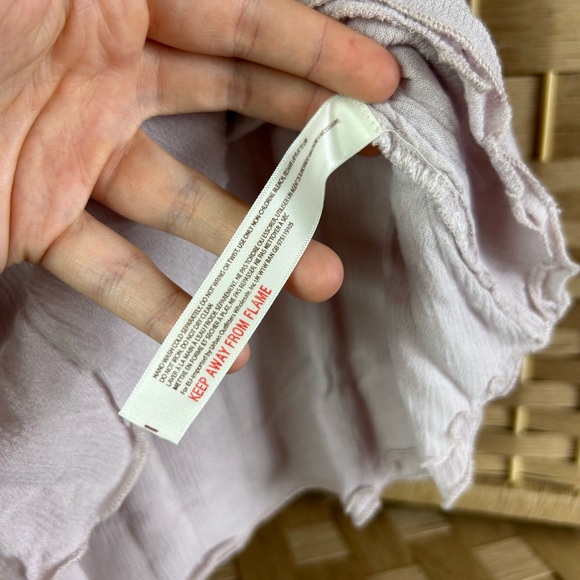 Free People Intimately Lost Girl Smocked Shorts- Lilac- Size Small - Picture 5 of 9